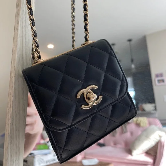 Chanel trendy cc mini black flap gold hardware - Picture 16 of 17